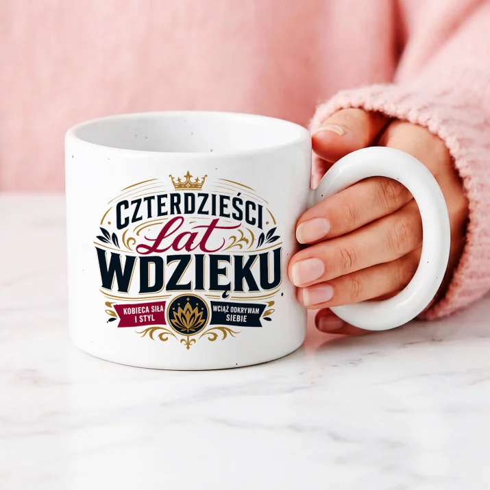 Kubek Z Okrągłym Uchem Na 40 Prezent Na 40 Urodziny Dla Kobiety: Ponadczasowa Kubek Z Okrągłym Uchem Na 40 Prezent Na 40 Urodziny Dla Kobiety: Ponadczasowa