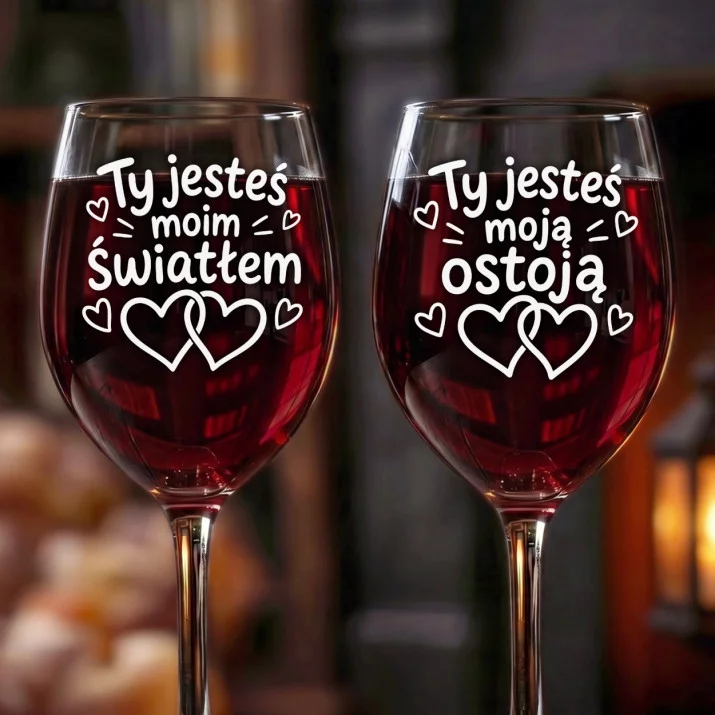 Dwa Kieliszki Do Wina Dla Młodej Pary Prezent Na Ślub Dla Pary: Para Zakochanych