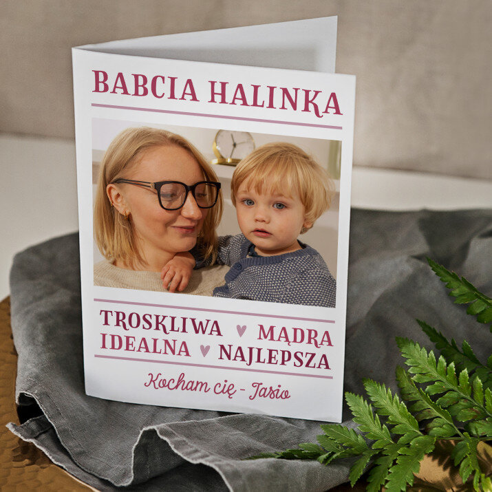 Babcia cechy - kartka z życzeniami