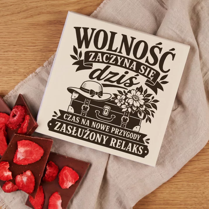 Czekolada Z Truskawkami Na Odejście Na Emeryturę Prezent Dla Emeryta Kobiety: Wolność W Stylu Retro Czekolada Z Truskawkami Na Odejście Na Emeryturę Prezent Dla Emeryta Kobiety: Wolność W Stylu Retro