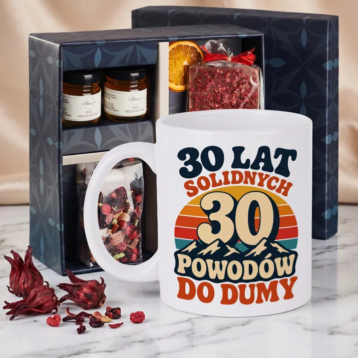 Zestaw Prezenowy Z Kubkiem Na 30 Na 30 Urodziny: 30 Powodów Do Dumy Zestaw Prezenowy Z Kubkiem Na 30 Na 30 Urodziny: 30 Powodów Do Dumy