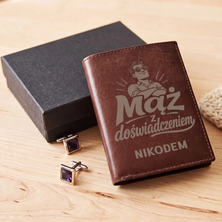 Portfel Męski Skórzany Na 30 Rocznicę Ślubu Prezent Personalizowany: Mąż Z Doświadczeniem Portfel Męski Skórzany Na 30 Rocznicę Ślubu Prezent Personalizowany: Mąż Z Doświadczeniem