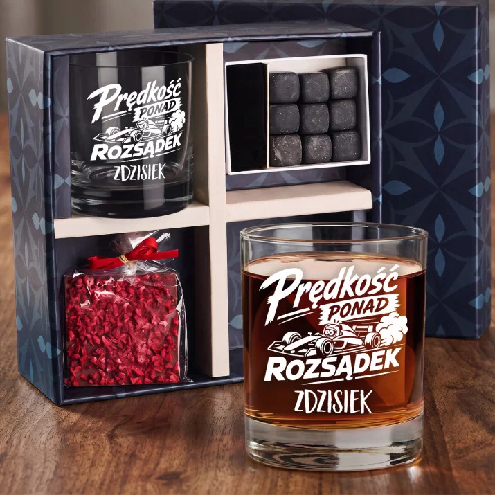Zestaw Prezentowy Whisky Dla Fana F1 Dla Mężczyzny: Prędkość Ponad Rozsądek Zestaw Prezentowy Whisky Dla Fana F1 Dla Mężczyzny: Prędkość Ponad Rozsądek