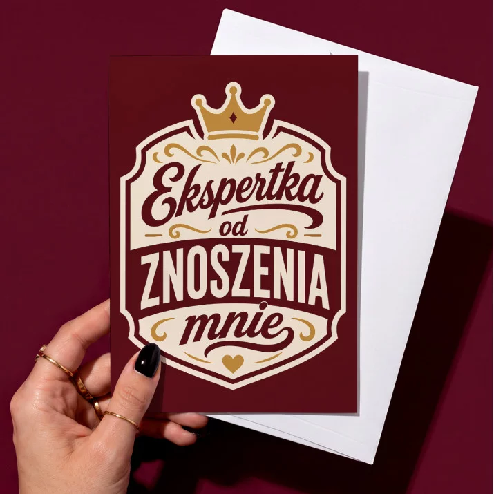 Kartka z Życzeniami Na 1 Rocznicę Ślubu Dla Kobiety: Sarkastyczna Odznaka