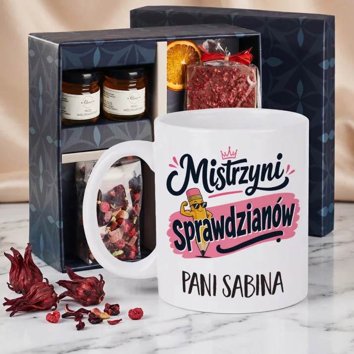 Zestaw Prezenowy z Kubkiem Dla Nauczycielki Na Dzień Nauczyciela Dla Kobiety: Mistrzyni Sprawdzianów