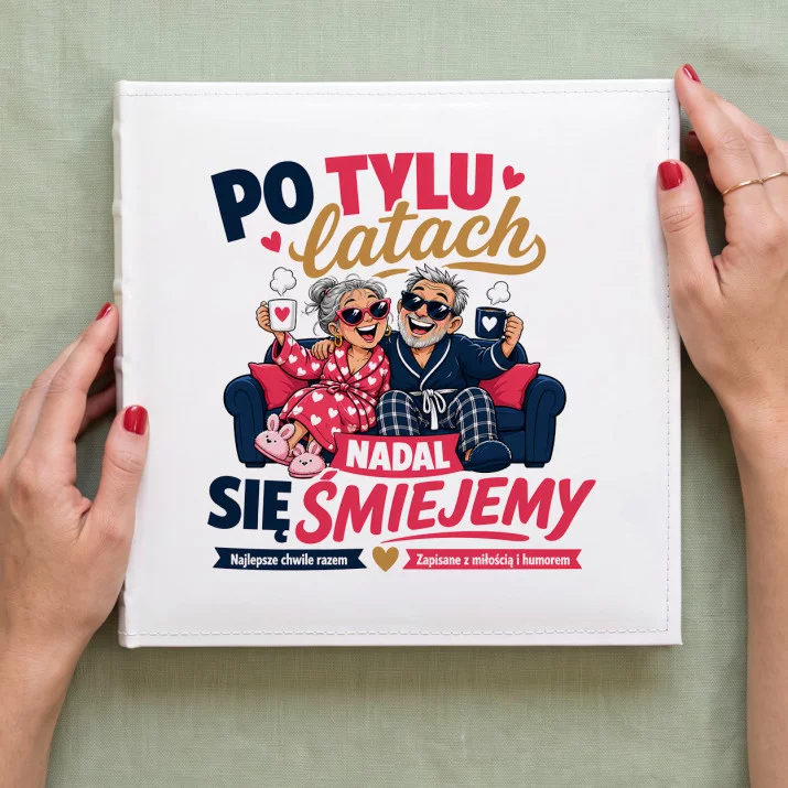 Album Na Zdjęcia Tradycyjny Na 15 Rocznicę Ślubu Prezent Dla Pary: Śmiech We Dwoje Album Na Zdjęcia Tradycyjny Na 15 Rocznicę Ślubu Prezent Dla Pary: Śmiech We Dwoje