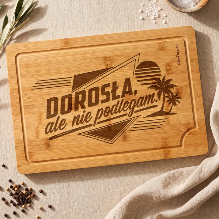 Deska Do Krojenia Na 18 Urodziny Prezent Dla Kobiety: Dorosłam Deska Do Krojenia Na 18 Urodziny Prezent Dla Kobiety: Dorosłam