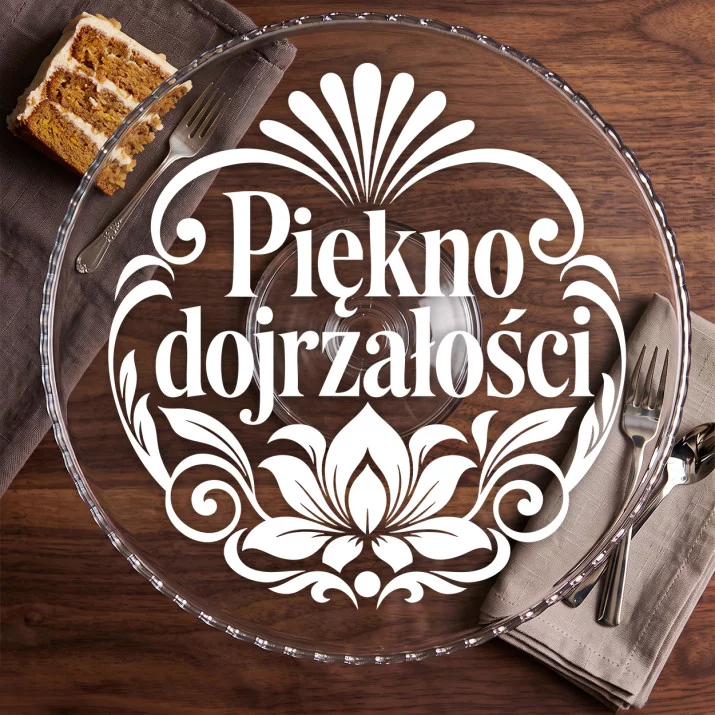Patera Na Ciasto Na 55 Urodziny Prezent Dla Kobiety: Dojrzała Elegancja Patera Na Ciasto Na 55 Urodziny Prezent Dla Kobiety: Dojrzała Elegancja