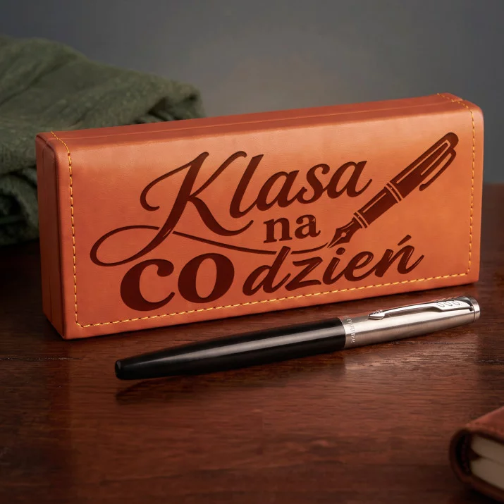 Pióro Wieczne Parker W Etui Na Święta Bożego Narodzenia Prezent Dla Mężczyzny: Klasyczna Elegancja Męska Pióro Wieczne Parker W Etui Na Święta Bożego Narodzenia Prezent Dla Mężczyzny: Klasyczna Elegancja Męska