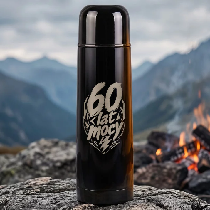 Termos 500ml Na 60 Prezent Na 60 Urodziny Dla Mężczyzny: 60 Lat Mocy Termos 500ml Na 60 Prezent Na 60 Urodziny Dla Mężczyzny: 60 Lat Mocy