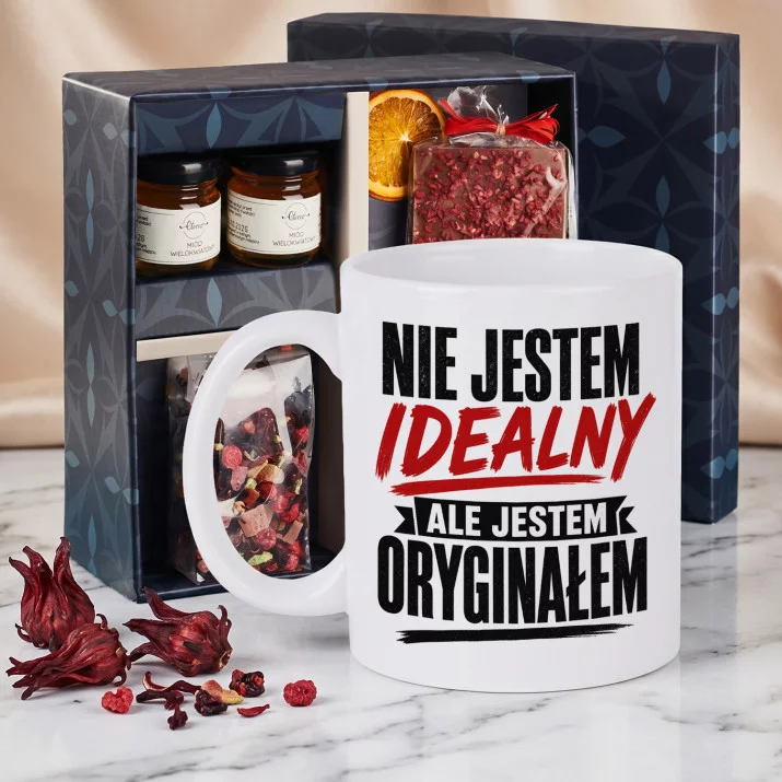 Zestaw Prezenowy Z Kubkiem Dla Niego Na Walentynki: Oryginał, Nie Idealny Zestaw Prezenowy Z Kubkiem Dla Niego Na Walentynki: Oryginał, Nie Idealny