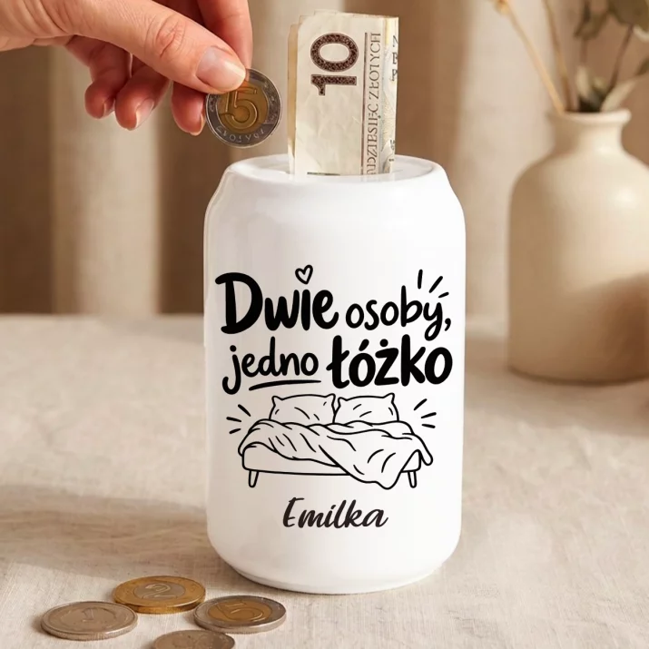 Skarbonka Dla Kobiety W Ciąży Prezent Na Dzień Mamy Dla Kobiety: Dwie Osoby, Jedno Łóżko