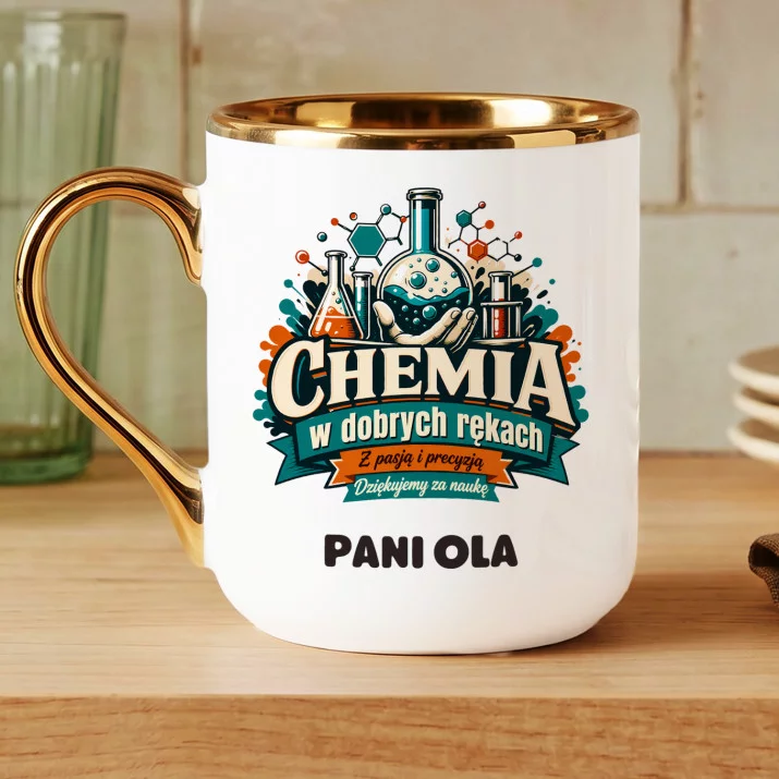 Kubek Personalizowany Dla Nauczycielki Chemii Prezent Na Dzień Nauczyciela Dla Kobiety: Chemia W Dobrych Rękach Kubek Personalizowany Dla Nauczycielki Chemii Prezent Na Dzień Nauczyciela Dla Kobiety: Chemia W Dobrych Rękach