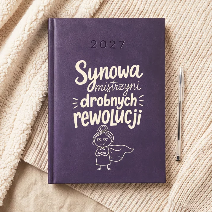 Kalendarz Książkowy A5 2027 Dla Synowej Prezent Dla Kobiety: Drobne Rewolucje Kalendarz Książkowy A5 2027 Dla Synowej Prezent Dla Kobiety: Drobne Rewolucje