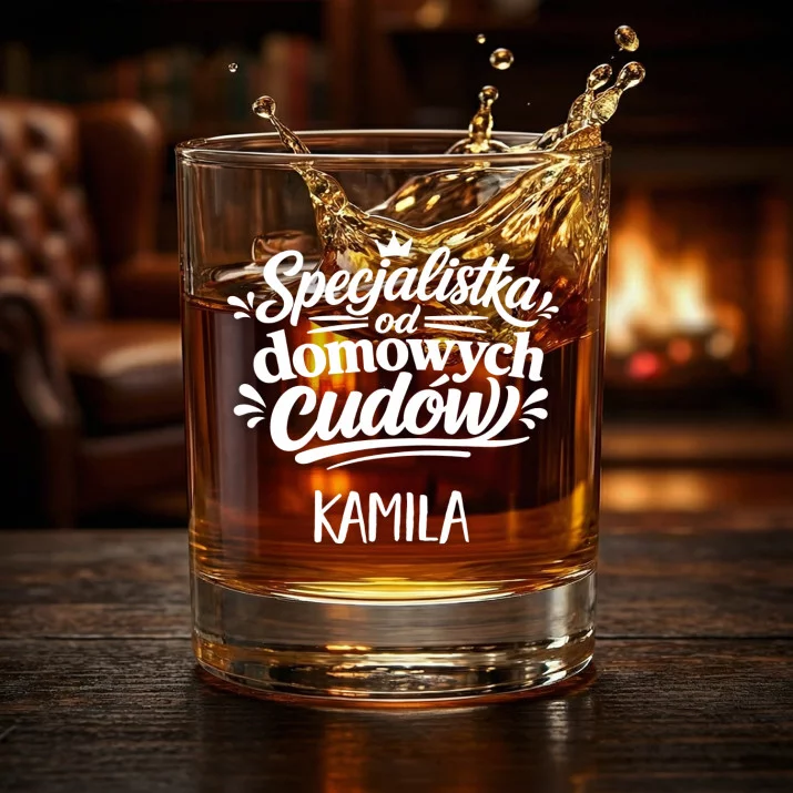 Szklanki Do Whisky z Grawerem Na Gwiazdkę Prezent Dla Kobiety: Specjalistka Od Domowych Szklanki Do Whisky z Grawerem Na Gwiazdkę Prezent Dla Kobiety: Specjalistka Od Domowych