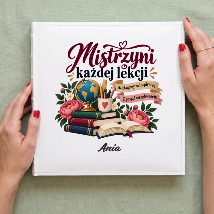 Album Na Zdjęcia Tradycyjny Dla Nauczycielki Prezent Na Dzień Nauczyciela Dla Kobiety: Mistrzyni Każdej Lekcji Album Na Zdjęcia Tradycyjny Dla Nauczycielki Prezent Na Dzień Nauczyciela Dla Kobiety: Mistrzyni Każdej Lekcji