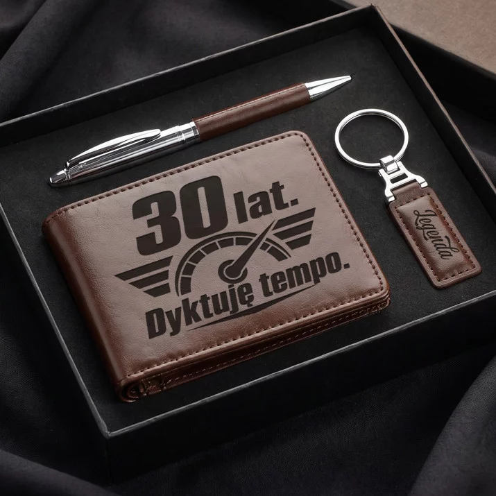 Zestaw Prezentowy Z Portfelem Dla 30 Latka Prezent Na 30 Urodziny Dla Mężczyzny: 30 Lat. Dyktuję Tempo.