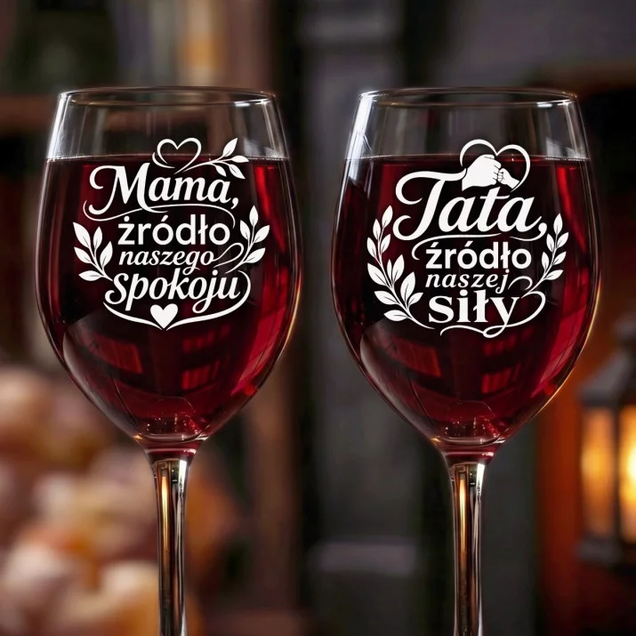 Dwa Kieliszki Do Wina Dla Rodziców Prezent Dla Pary: Mama I Tata Dwa Kieliszki Do Wina Dla Rodziców Prezent Dla Pary: Mama I Tata