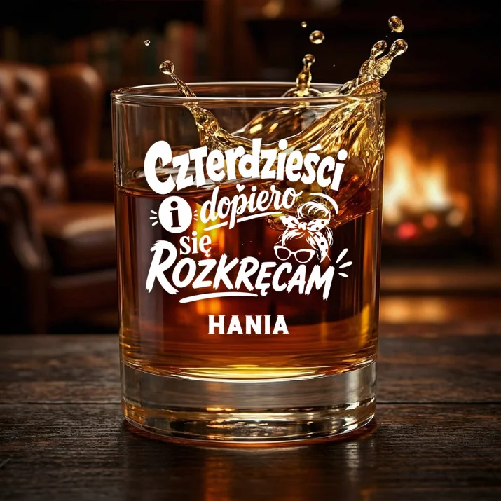 Szklanki Do Whisky z Grawerem Na 40 Prezent Na 40 Urodziny Dla Kobiety: Czterdzieści I Dopiero Szklanki Do Whisky z Grawerem Na 40 Prezent Na 40 Urodziny Dla Kobiety: Czterdzieści I Dopiero