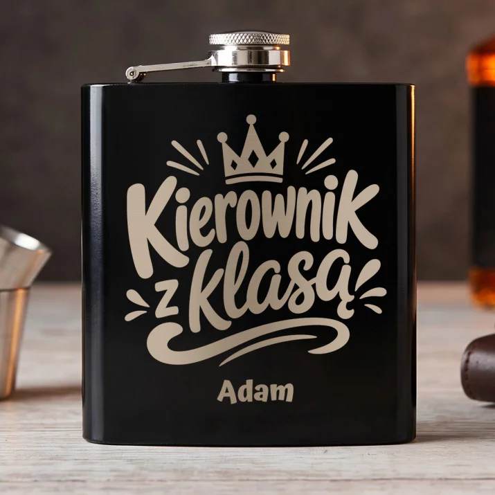 Piersiówka z Grawerem Dla Kierownika Prezent Dla Mężczyzny: Kierownik Z Klasą