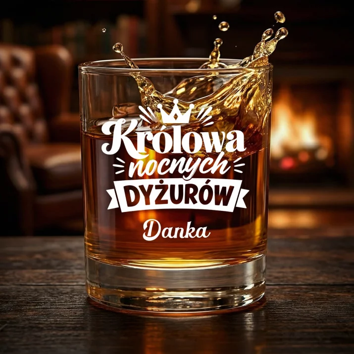 Szklanki Do Whisky z Grawerem Dla Młodej Mamy Prezent Na Dzień Mamy Dla Kobiety: Królowa Nocnych Dyżurów Szklanki Do Whisky z Grawerem Dla Młodej Mamy Prezent Na Dzień Mamy Dla Kobiety: Królowa Nocnych Dyżurów