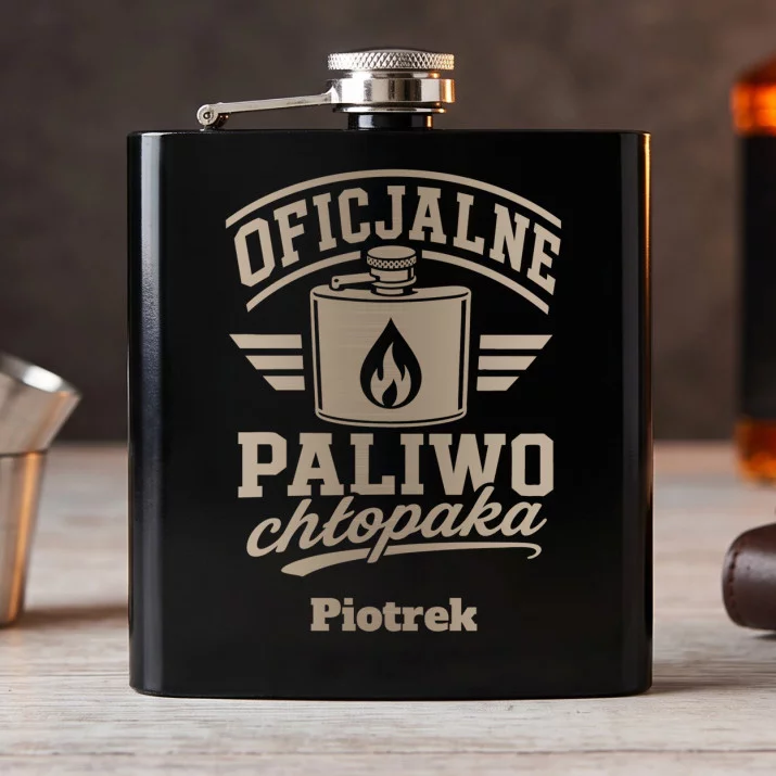 Piersiówka Z Grawerem Dla Chłopaka Prezent Na Dzień Chłopaka Dla Mężczyzny: Oficjalne Paliwo Chłopaka Piersiówka Z Grawerem Dla Chłopaka Prezent Na Dzień Chłopaka Dla Mężczyzny: Oficjalne Paliwo Chłopaka