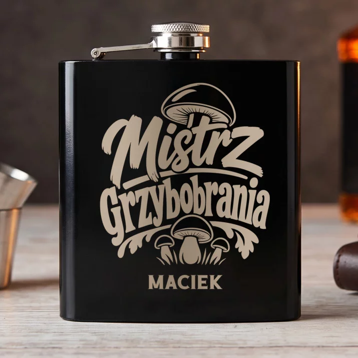 Piersiówka z Grawerem Dla Grzybiarza Prezent Dla Mężczyzny: Mistrz Grzybobrania Piersiówka z Grawerem Dla Grzybiarza Prezent Dla Mężczyzny: Mistrz Grzybobrania