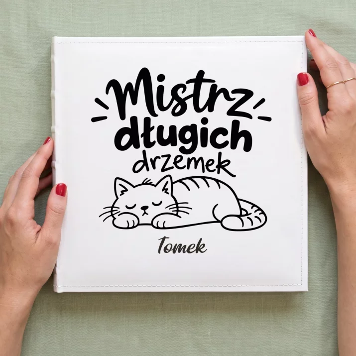Album Na Zdjęcia Tradycyjny Dla 80 Latka Prezent Na 80 Urodziny Dla Mężczyzny: Mistrz Długich Drzemek Album Na Zdjęcia Tradycyjny Dla 80 Latka Prezent Na 80 Urodziny Dla Mężczyzny: Mistrz Długich Drzemek
