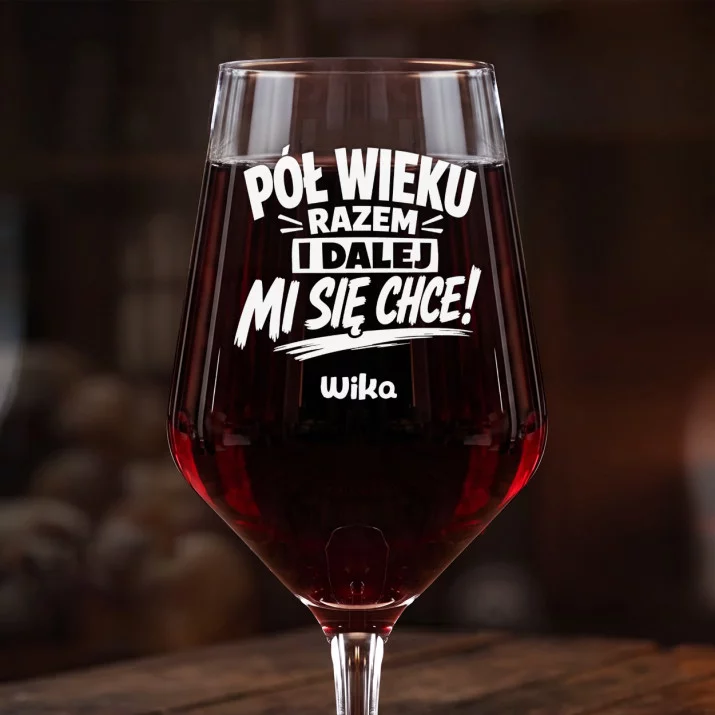 Mega Kieliszek Do Wina z Grawerem Na 50 Rocznicę Ślubu Prezent Dla Kobiety: Pół Wieku Razem Mega Kieliszek Do Wina z Grawerem Na 50 Rocznicę Ślubu Prezent Dla Kobiety: Pół Wieku Razem