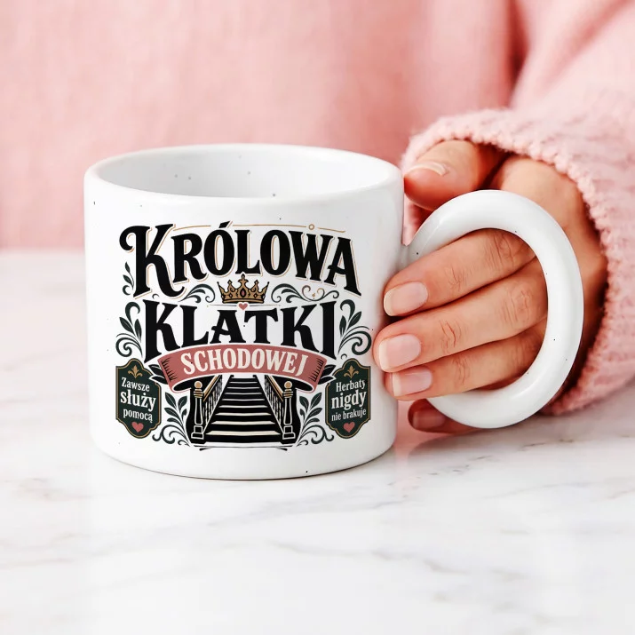 Kubek Z Okrągłym Uchem Dla Sąsiadki Prezent Dla Kobiety: Sąsiedzka Królowa Kubek Z Okrągłym Uchem Dla Sąsiadki Prezent Dla Kobiety: Sąsiedzka Królowa
