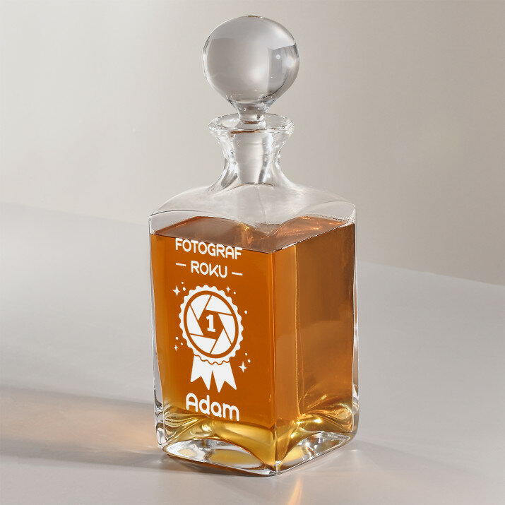 Fotograf roku - grawerowana karafka do whisky