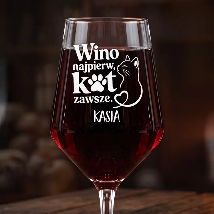 Mega Kieliszek Do Wina z Grawerem Dla Kociary Prezent Dla Kobiety: Wino Najpierw Kot Zawsze Mega Kieliszek Do Wina z Grawerem Dla Kociary Prezent Dla Kobiety: Wino Najpierw Kot Zawsze