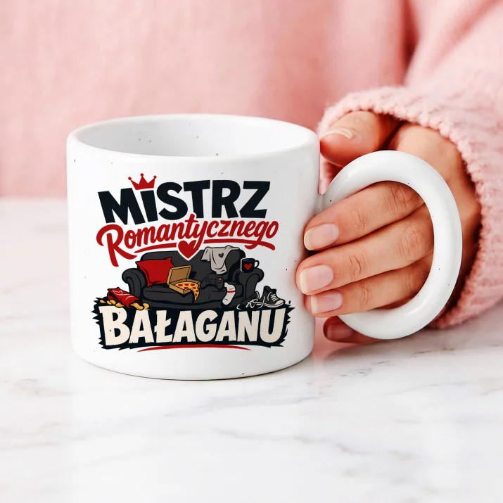 Kubek Z Okrągłym Uchem Na Walentynki Prezent Na Rocznicę Dla Mężczyzny: Romantyczny Bałaganiarz Kubek Z Okrągłym Uchem Na Walentynki Prezent Na Rocznicę Dla Mężczyzny: Romantyczny Bałaganiarz