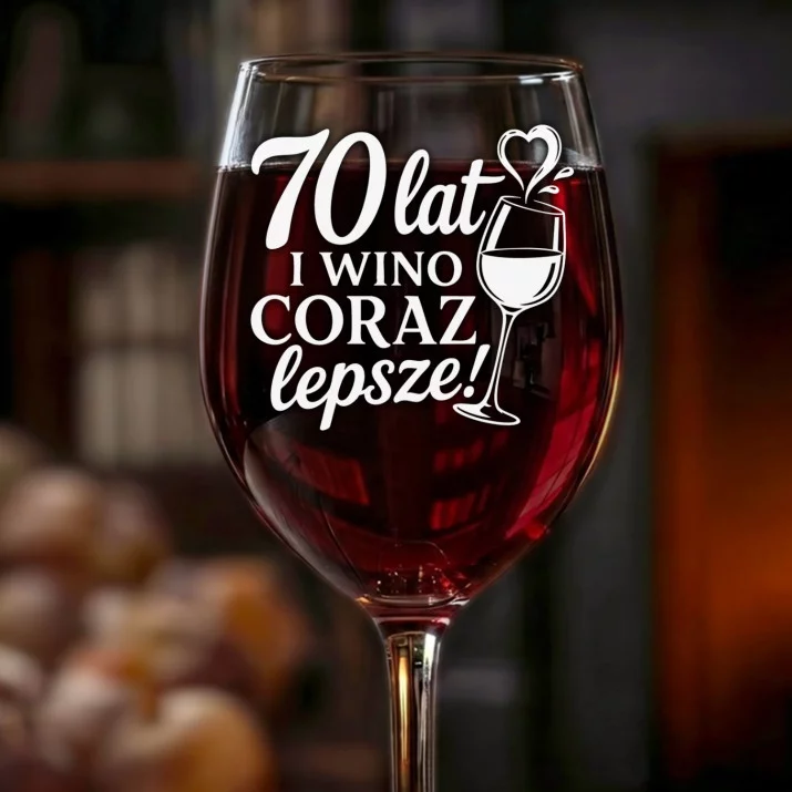 Kieliszek Do Wina Dla 70 Latki Prezent Na 70 Urodziny Dla Kobiety: 70 Lat I Wino Kieliszek Do Wina Dla 70 Latki Prezent Na 70 Urodziny Dla Kobiety: 70 Lat I Wino