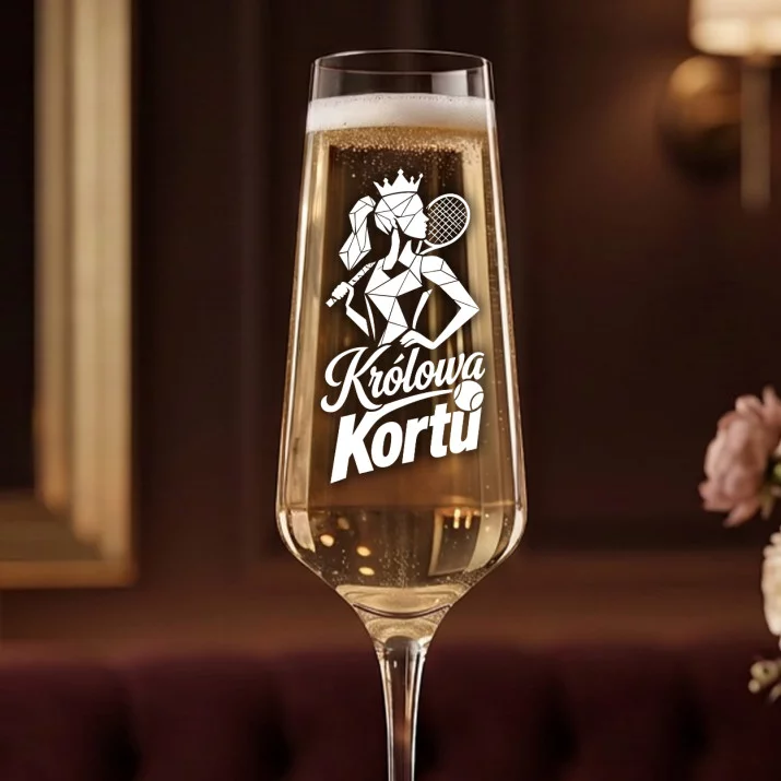 Kieliszek Do Szampana Z Grawerem Dla Tenisistki Prezent Dla Kobiety: Elegancka Tenistka