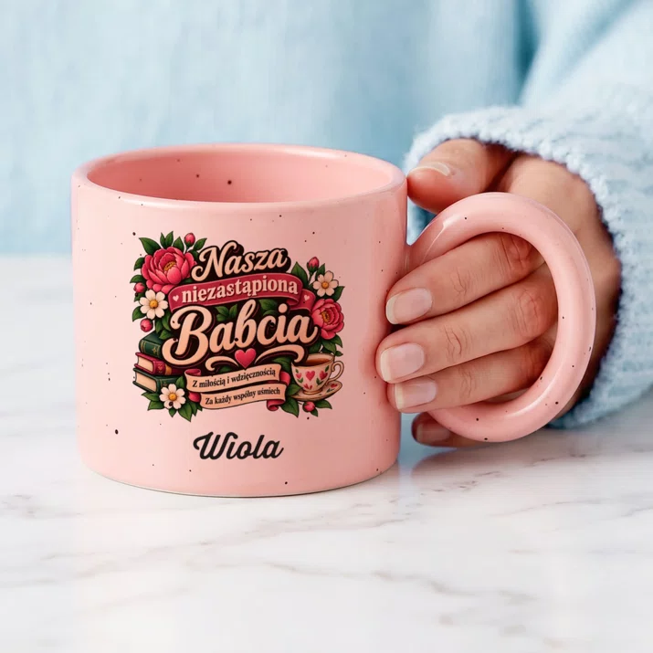 Kubek Premium Na Dzień Babci Prezent Dla Babci Kobiety: Nasza Niezastąpiona