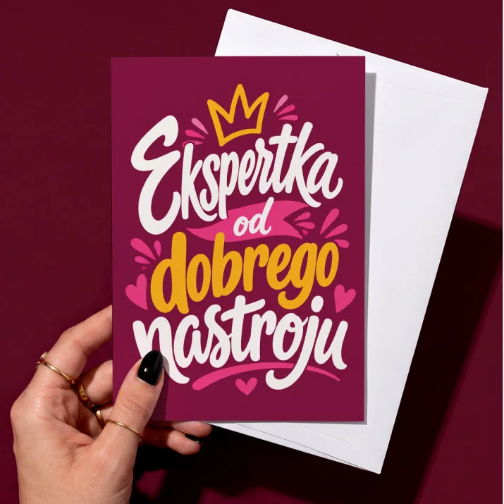 Kartka z Życzeniami Na Imieniny Dla Kobiety: Ekspertka Dobrego Humoru Kartka z Życzeniami Na Imieniny Dla Kobiety: Ekspertka Dobrego Humoru
