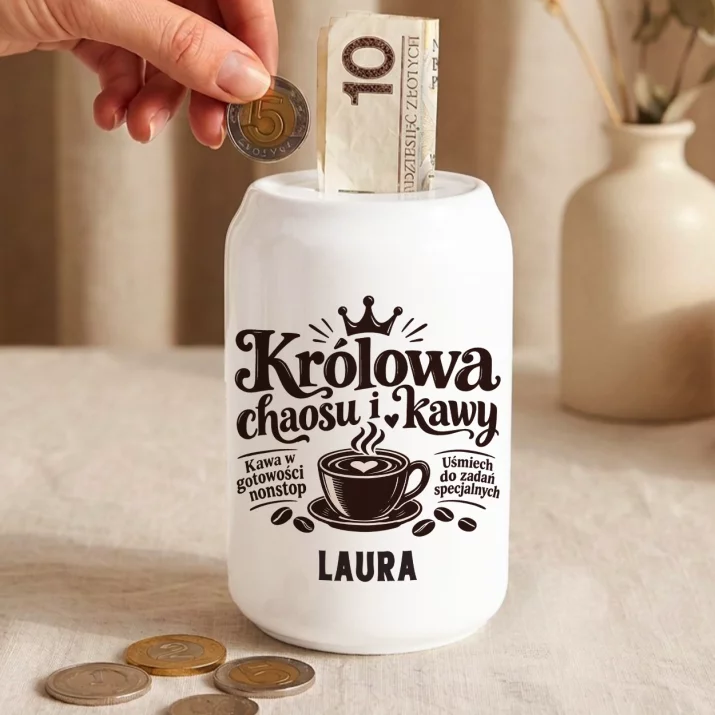 Skarbonka Dla Żony Prezent Na Rocznicę Ślubu Dla Kobiety: Królowa Chaosu I Kawy Skarbonka Dla Żony Prezent Na Rocznicę Ślubu Dla Kobiety: Królowa Chaosu I Kawy