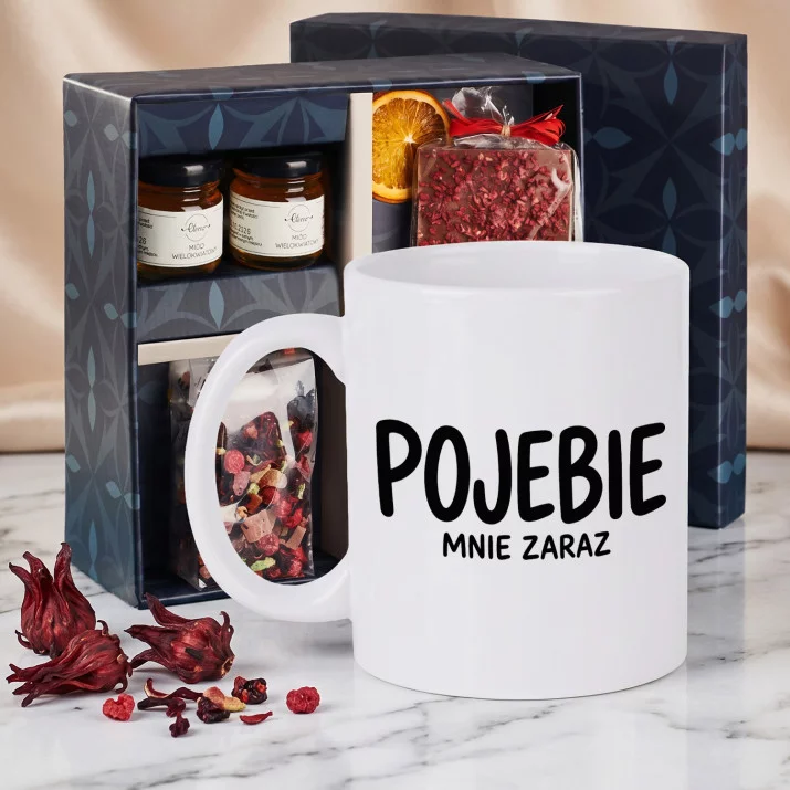 Zestaw Prezenowy Z Kubkiem Dla Kobiety: Pojebie Mnie Zaraz Zestaw Prezenowy Z Kubkiem Dla Kobiety: Pojebie Mnie Zaraz