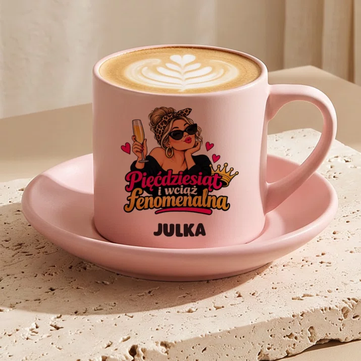 Filiżanka Personalizowana Na 50 Urodziny Kobiety Prezent Na 50 Urodziny Dla Kobiety: Pięćdziesiąt I Wciąż