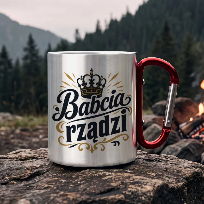 Kubek Metalowy z Karabińczykiem Dla Babci Prezent Na Dzień Babci Dla Kobiety: Manifest Babci Kubek Metalowy z Karabińczykiem Dla Babci Prezent Na Dzień Babci Dla Kobiety: Manifest Babci