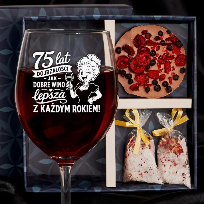 Zestaw Prezenowy Z Kieliszkiem Do Wina Dla 75 Latki: 75 Lat Jak Wino Zestaw Prezenowy Z Kieliszkiem Do Wina Dla 75 Latki: 75 Lat Jak Wino