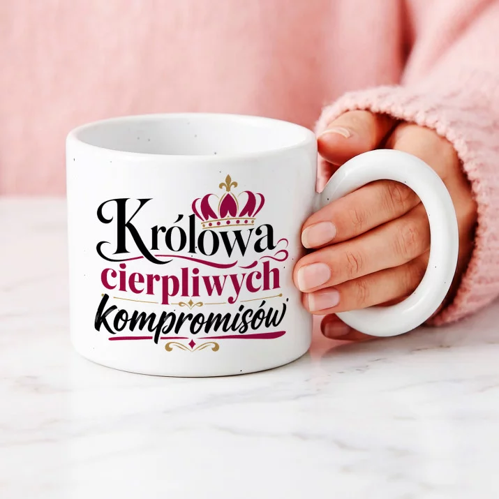 Kubek Z Okrągłym Uchem Na 40 Rocznicę Ślubu Prezent Dla Kobiety: Subtelna Ironia Małżeńska Kubek Z Okrągłym Uchem Na 40 Rocznicę Ślubu Prezent Dla Kobiety: Subtelna Ironia Małżeńska