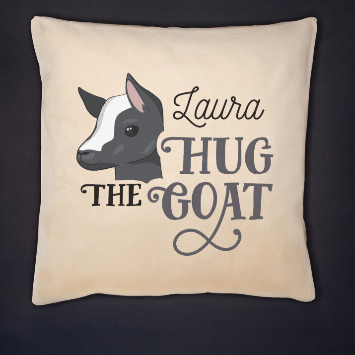 Hug the goat - Poduszka dekoracyjna