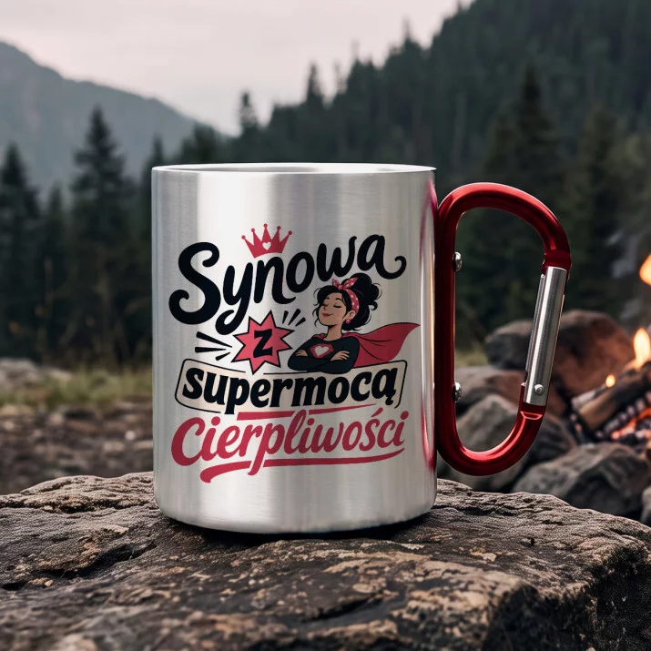Kubek Metalowy z Karabińczykiem Dla Synowej Prezent Dla Kobiety: Supermoc Synowej Kubek Metalowy z Karabińczykiem Dla Synowej Prezent Dla Kobiety: Supermoc Synowej