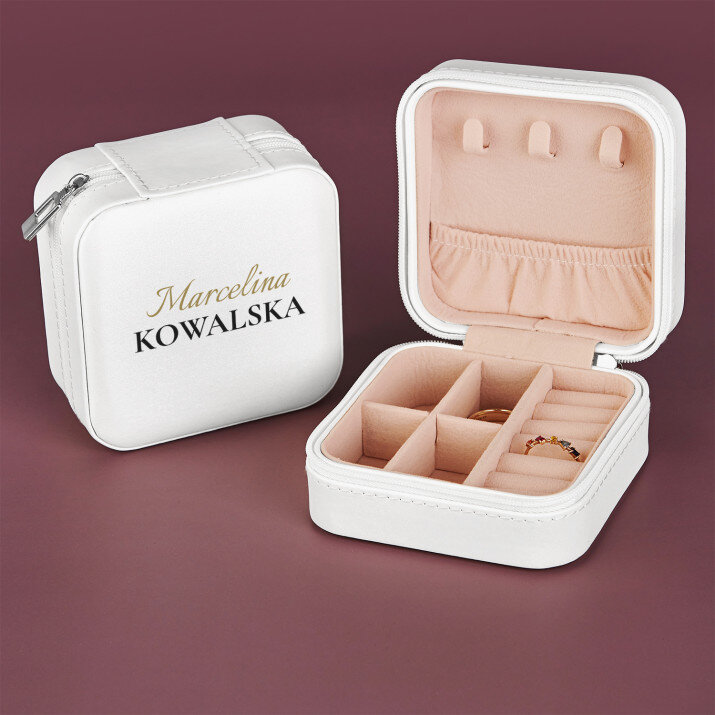 Imię Nazwisko - Podróżna szkatułka na biżuterię Imię Nazwisko - Podróżna szkatułka na biżuterię