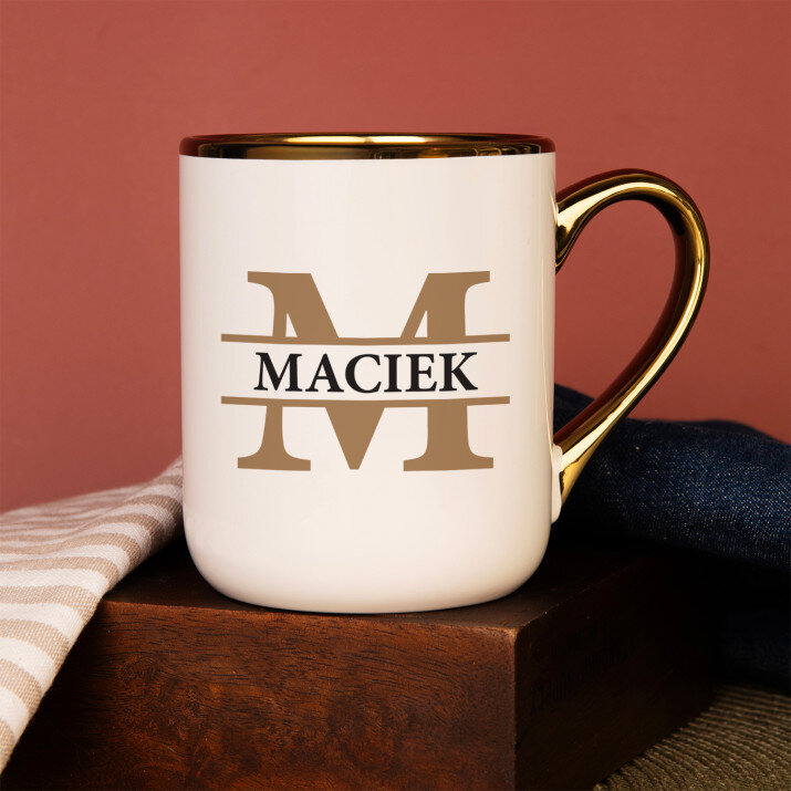Inicjał z imieniem - Kubek ceramiczny ze złotym rantem