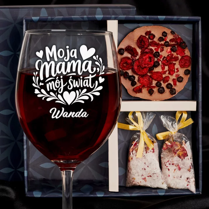 Zestaw Prezenowy z Kieliszkiem do Wina Dla Mamy Na Dzień Mamy Dla Kobiety: Moja Mama, Mój Świat Zestaw Prezenowy z Kieliszkiem do Wina Dla Mamy Na Dzień Mamy Dla Kobiety: Moja Mama, Mój Świat