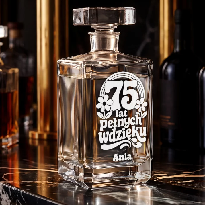 Karafka Do Wódki z Grawerem Na 75 Urodziny Prezent Dla 75 Latki Kobiety: 75 Lat Pełnych Wdzięku