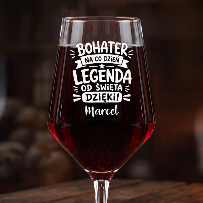 Mega Kieliszek Do Wina z Grawerem Na Podziękowanie Prezent Dla Mężczyzny: Bohater Legenda Dzięki Mega Kieliszek Do Wina z Grawerem Na Podziękowanie Prezent Dla Mężczyzny: Bohater Legenda Dzięki